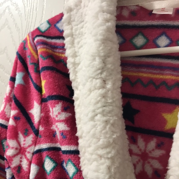 Holiday Robe - Picture 3 of 6